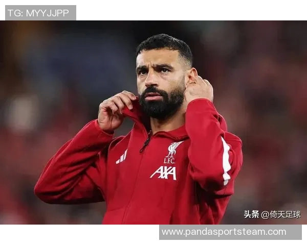 曼联旧将警告卢克肖懒惰或成双红会隐患萨拉赫将发起攻击