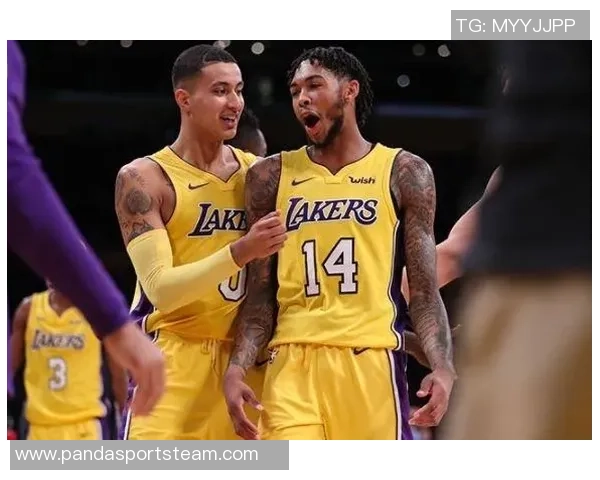 杰伦布朗赛后感慨爵士拼劲十足即便是背靠背也不容小觑 杰伦布朗赛后感慨爵士拼劲十足即便是背靠背也不容小觑